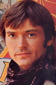 Pete Duel في دور Lew Sawyer