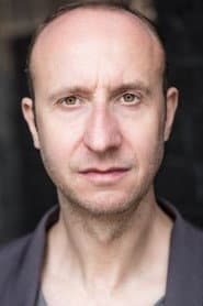 David Langham في دور DI Hythe
