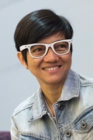 Joyce E. Bernal dans le rôle de Doctor at Maternity Clinic (voice)