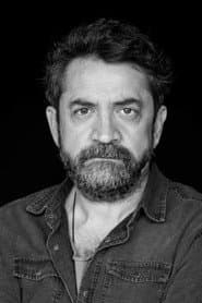 Liviu Cheloiu dans le rôle de Petrică