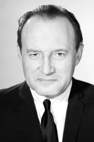 David Bauer as Lieutenant General Harry Buford