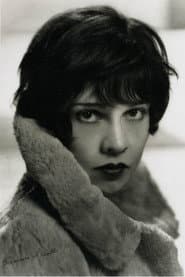 Anita Loos dans le rôle de Camille