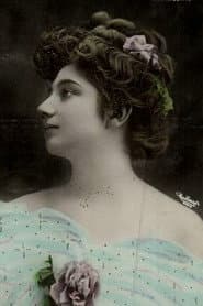 Jeanne Véniat في دور The South American