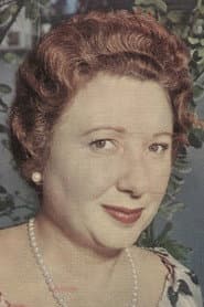 Dolores Palumbo dans le rôle de signora De Vincenzi