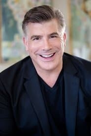 Bryan Batt dans le rôle de Gio