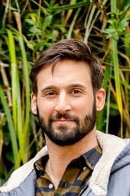 Guillaume Labbé dans le rôle de Jean-Luc Larrain