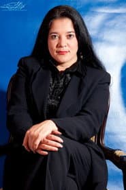 Rocio Tavera dans le rôle de La Partera