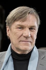 Per Frisch في دور Henrik