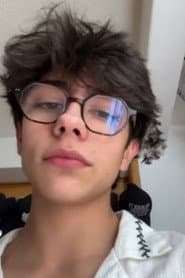 Lukas Urkijo dans le rôle de Chavita