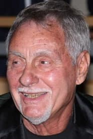 Mario Tosi dans le rôle de Self