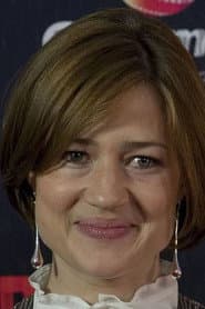 Sharon Zundel في دور Lucía