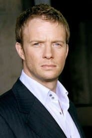 Rupert Penry-Jones في دور Henry
