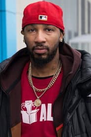 Chris Smalls dans le rôle de Self