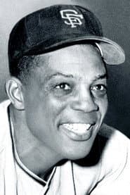 Willie Mays dans le rôle de Self (archive footage)