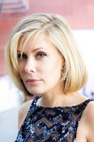 Tara Subkoff في دور Julia Hickson