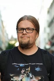 Ville Lähde في دور Timppa / Riku ”Slayer Santa”