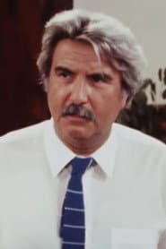 Benjamim Falcão as Old Man