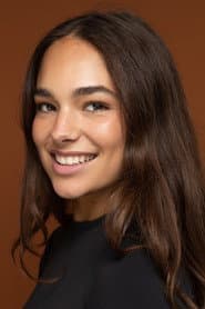 Jade Julian في دور Disco Jones