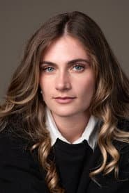 Izette Blignaut في دور Embeth