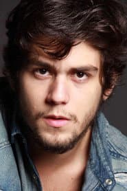Daniel Rangel dans le rôle de Guilherme