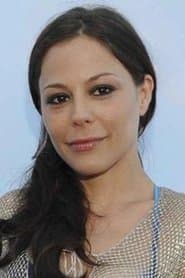 Naike Rivelli dans le rôle de Poliziotta