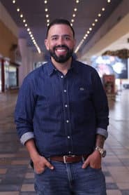 Jorge Pabón dans le rôle de Paco