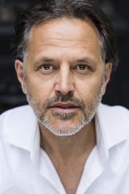 Carlo Kitzlinger as Michael Lutzmann
