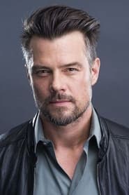 Josh Duhamel dans le rôle de Harvey Dent (voice)