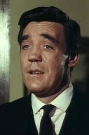 John Orchard dans le rôle de Dion O'Banion
