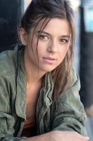 Aria Wallace as Zoe Hamilton