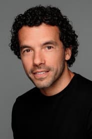 Rodrigo Palacios as Vito