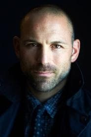 Noah Dalton Danby dans le rôle de Todd