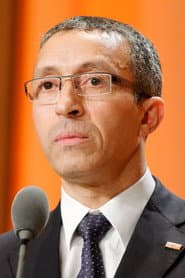 Azouz Begag dans le rôle de Prison educator