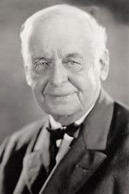 Bert Woodruff في دور The Little Red Doctor