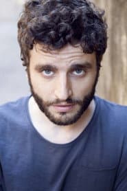 Giuseppe Tantillo في دور Pino Tumino