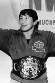 Ray Mendoza في دور Wrestler
