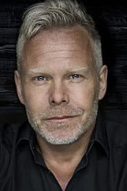 Morten Kirkskov في دور Instructor Assistant
