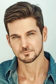 John Stevenson dans le rôle de Stu