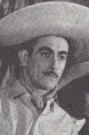 Julio Ahuet as Capitán