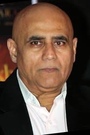 Puneet Issar dans le rôle de DGP Hari Narain