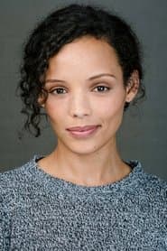 Nicole Fortuin في دور Detective Idalia Cutler