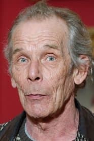 Christopher Fairbank dans le rôle de Sgt. Heydrich