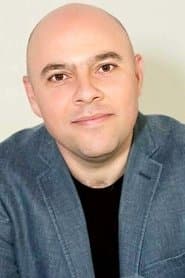Boris Gulyarin في دور Pyotr