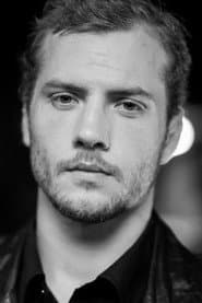 Chris Bridgewater في دور Blue Eyes