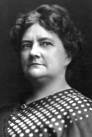 Anna Dodge as Mary 'Ma' Graham