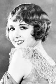 Mary McAllister في دور Ann McGreagor