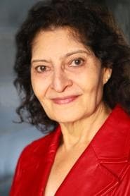 Taru Devani في دور Ira
