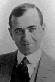 George Ovey dans le rôle de Cowhand Shorty