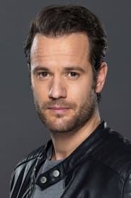 Miklós Bányai as Benson