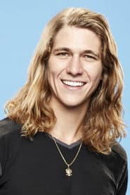 Jace Agolli dans le rôle de Forensic Technician